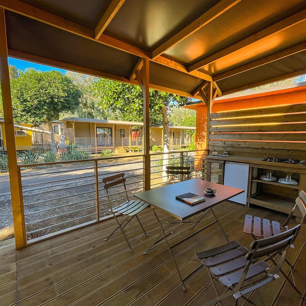 Il Pampaleone Glamping And Resort Acireale Buitenkant foto